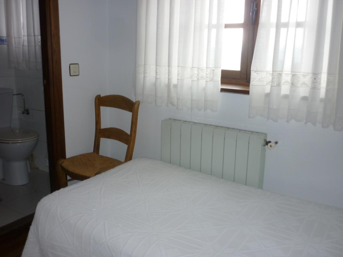 Posada Torcaz Cahecho Bilik gambar
